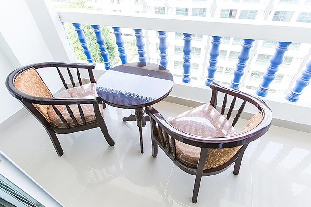 Ferienwohnung Ruamchok Ocean View Pattaya Exterior foto